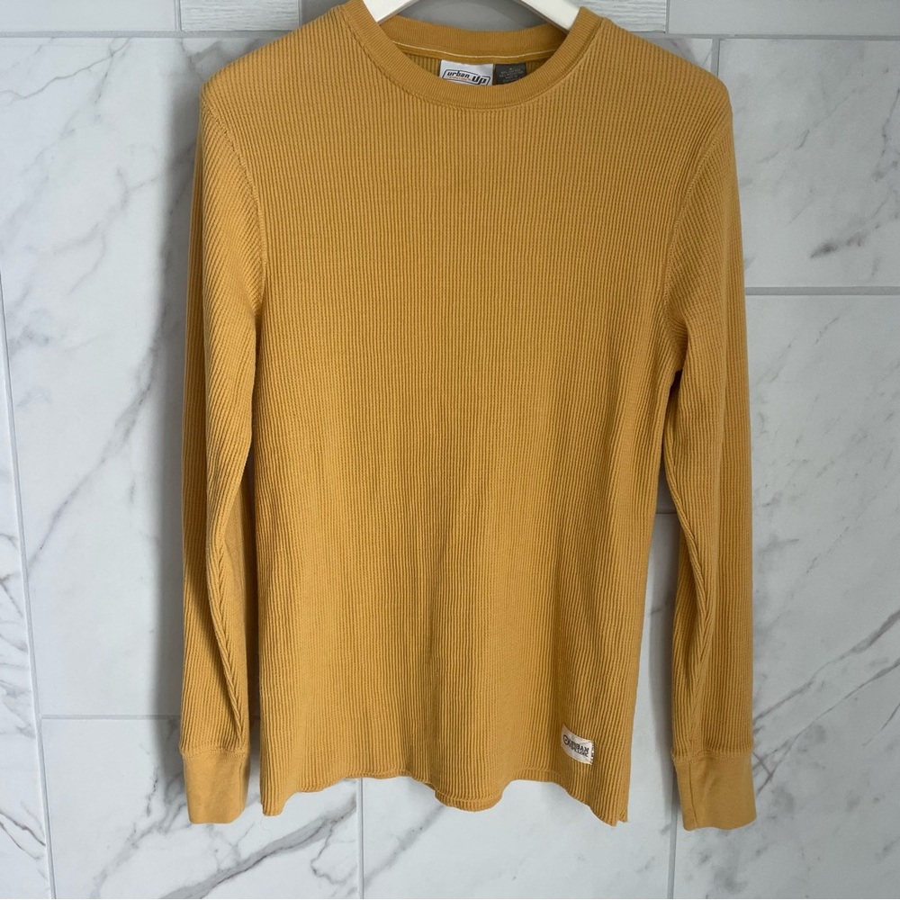 Thermal Long Sleeve Pullover Tee - Size Small